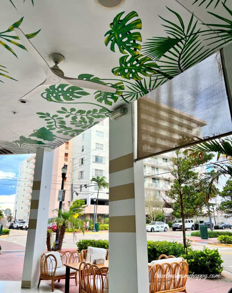 Tropical cafe south beach miami