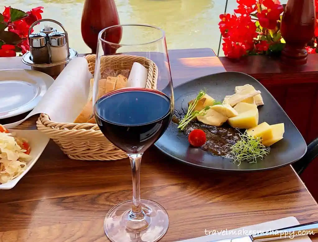 Red wine and cheese napa wineries
