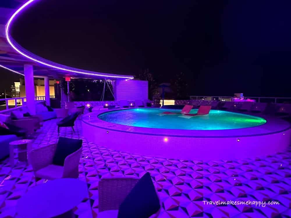 night view of moxy south beach miami lounge pool bar