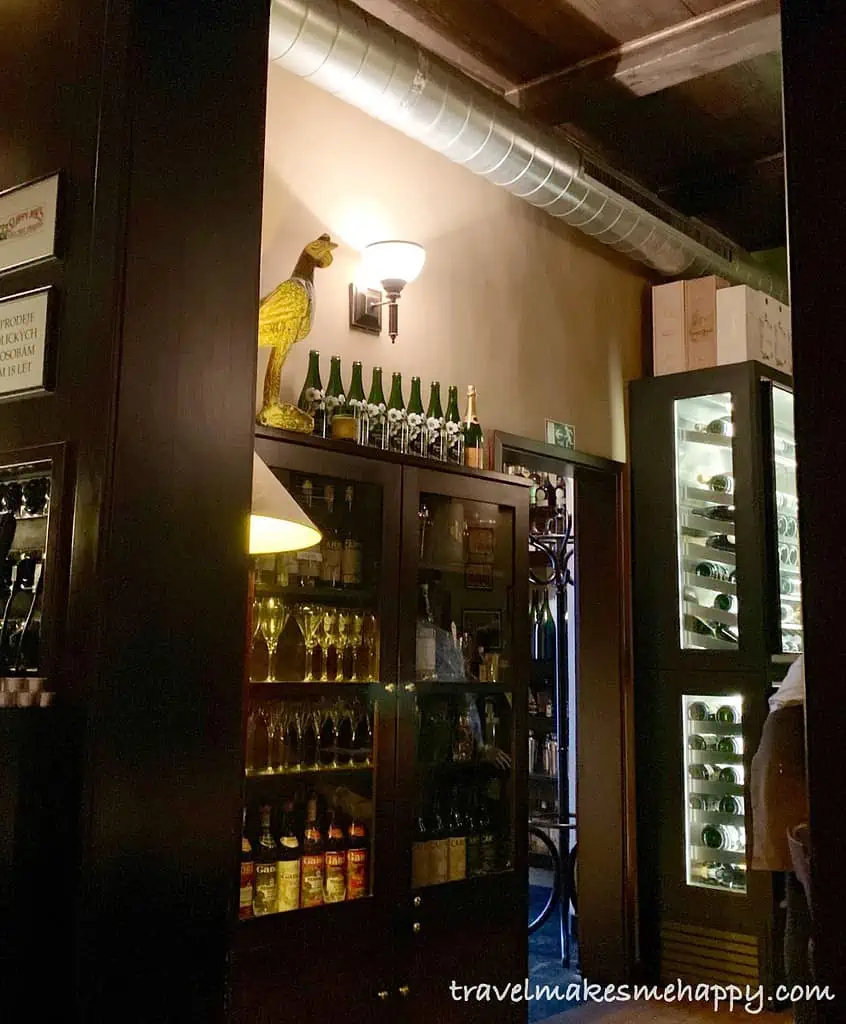 hemingway bar prague craft cocktails