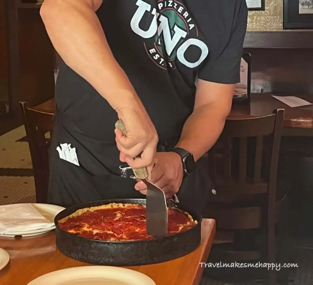 pizzeria due best deep dish chicago pizza weekend trip