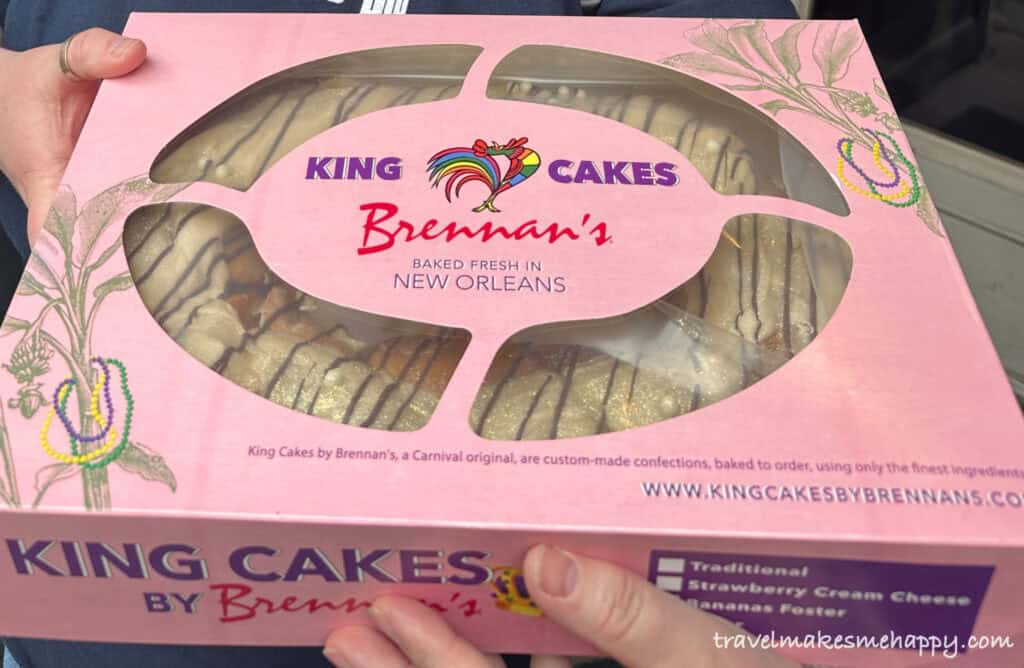 brelans mardi gras king cake bananas foster