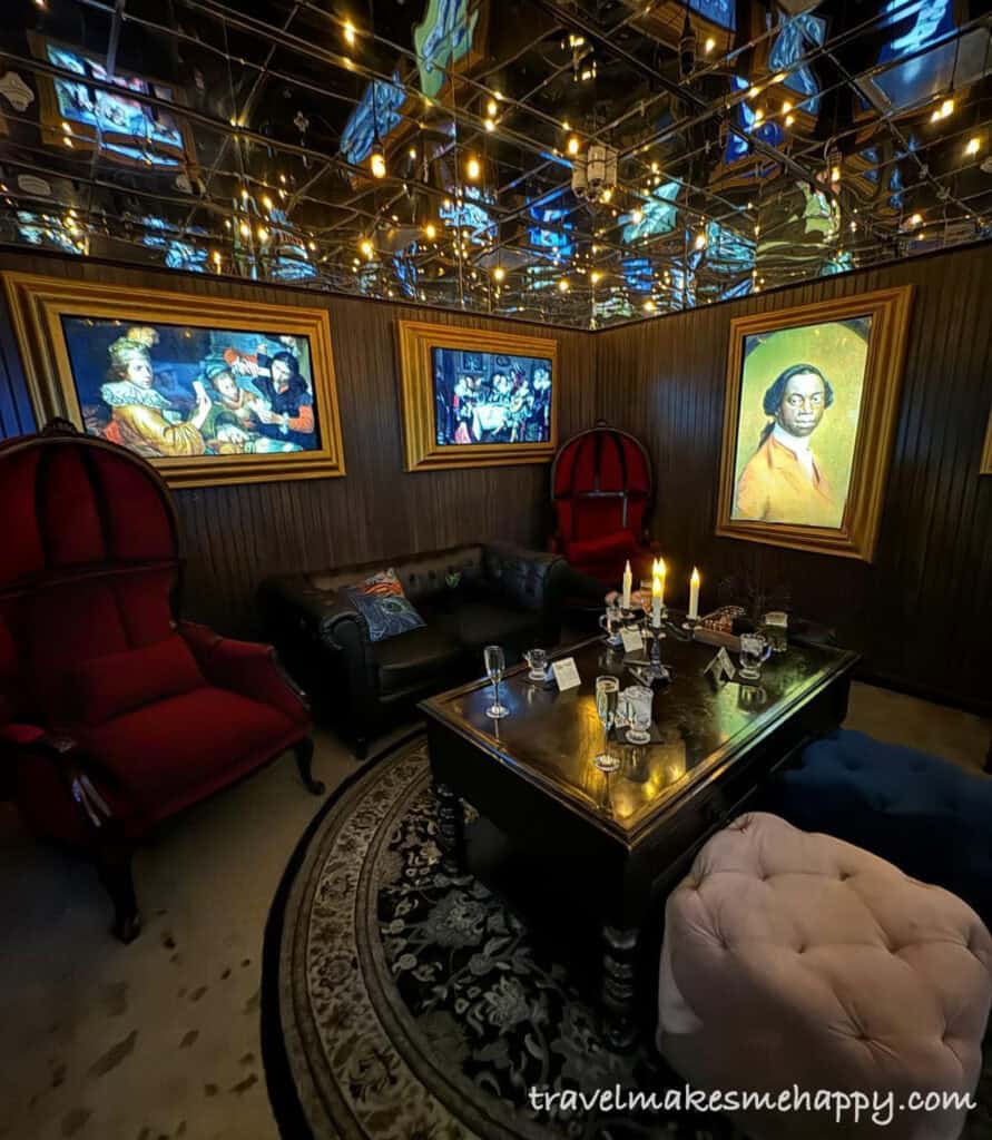 vip room in the lock hidden cocktail bar las vegas horseshoe casino