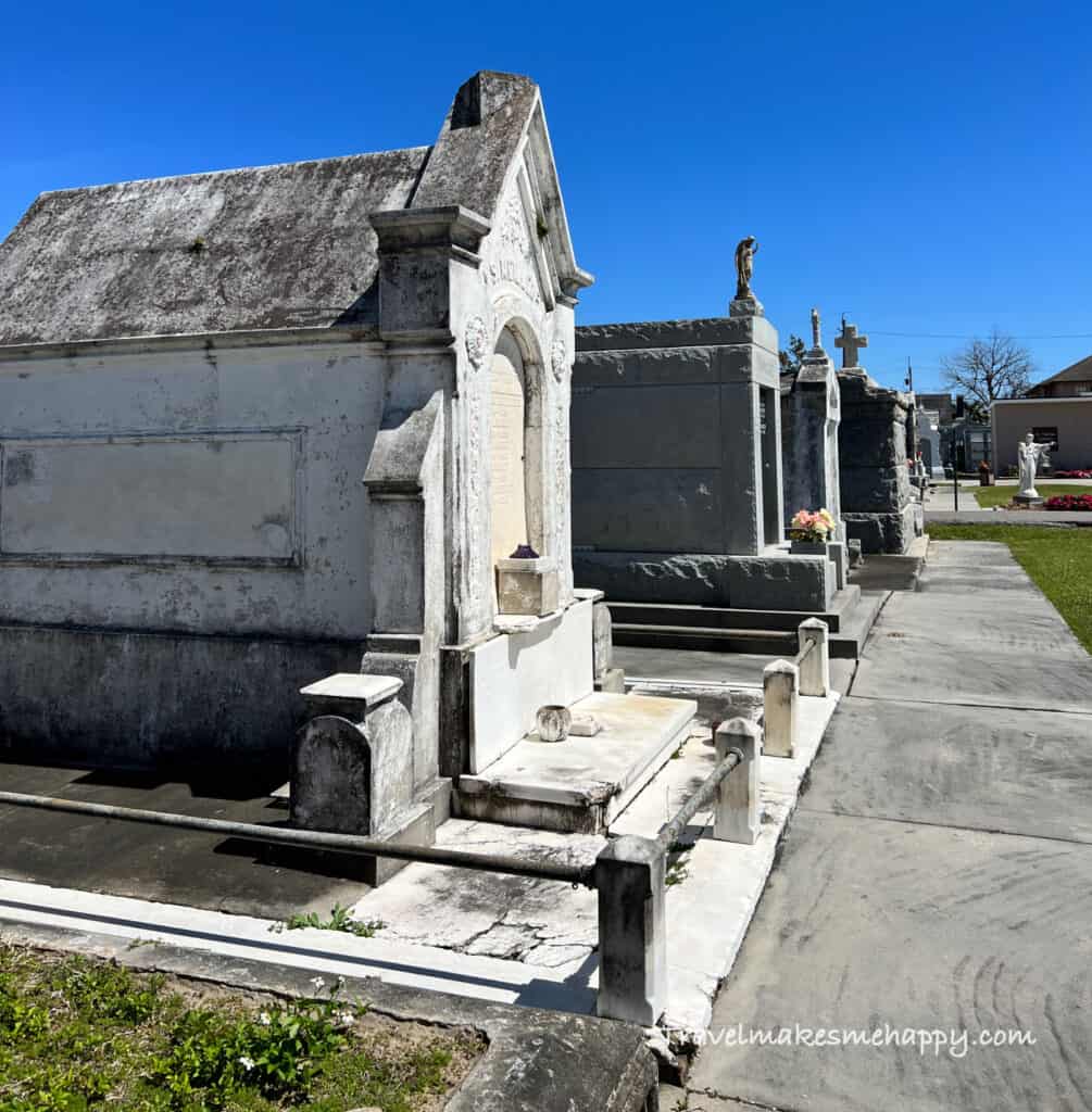 New Orleans cemetery haunted places