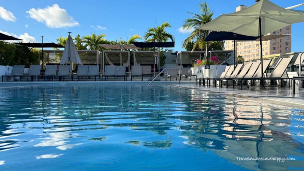 moxy miami south beach main pool rooftop review