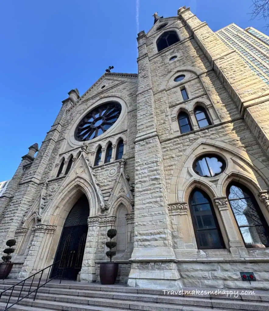 holy name cathedral what to see and do in chicago