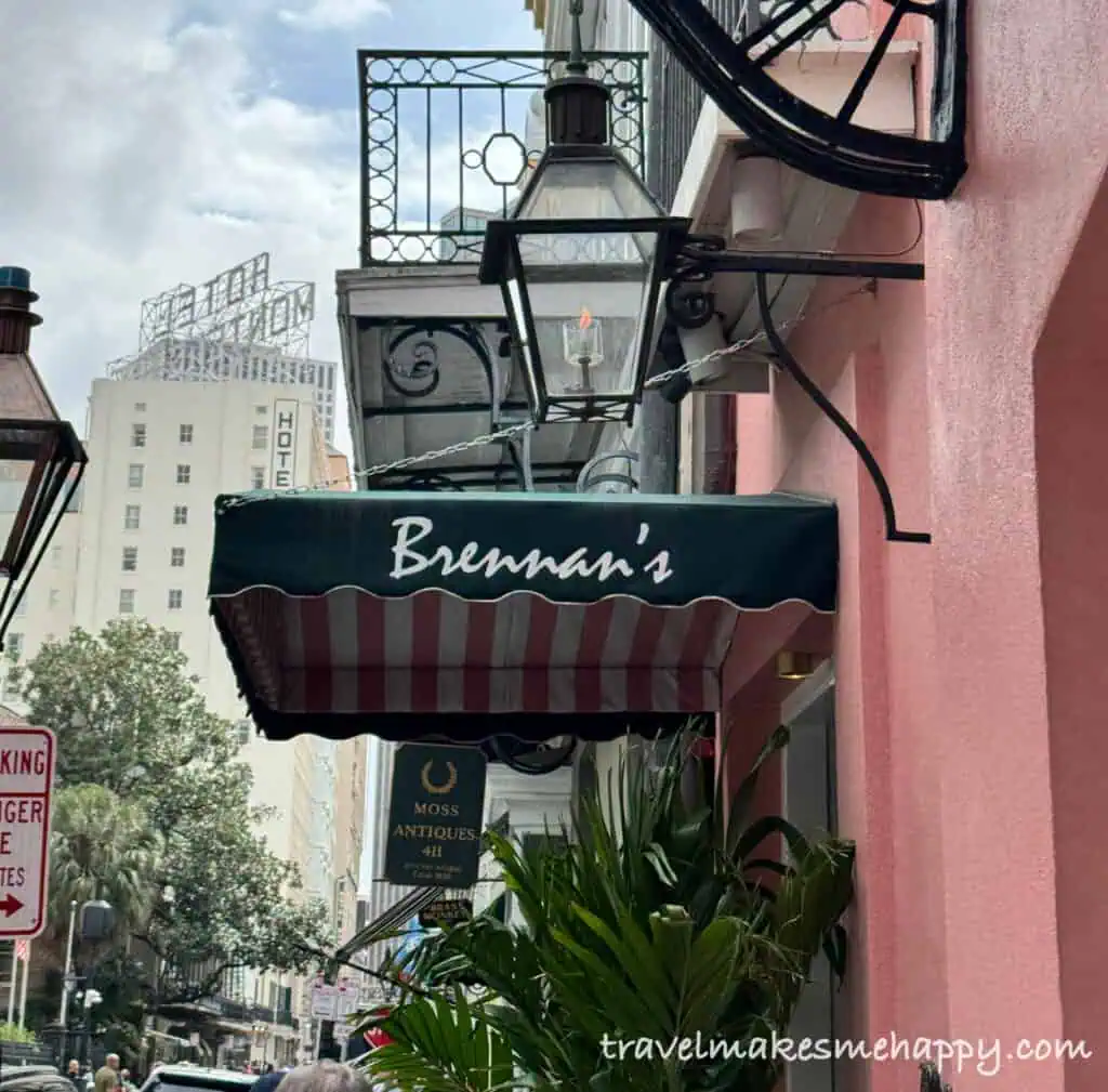 Brennan's New Orleans bar the roost is perfect for a bougie night out