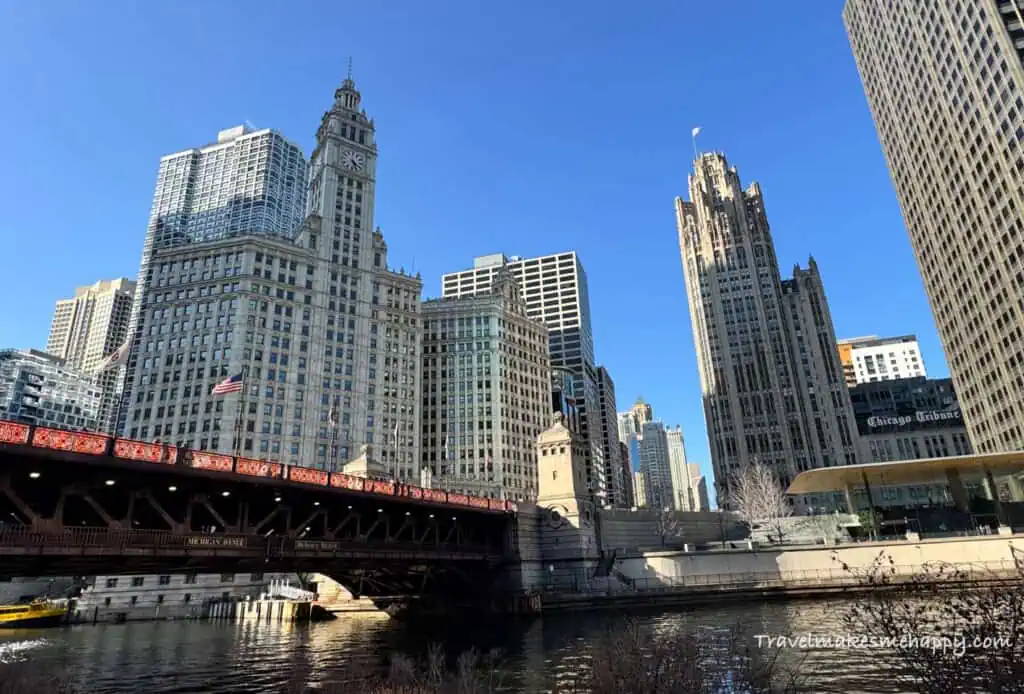 Chicago architecture river boat tour weekend trip guide
