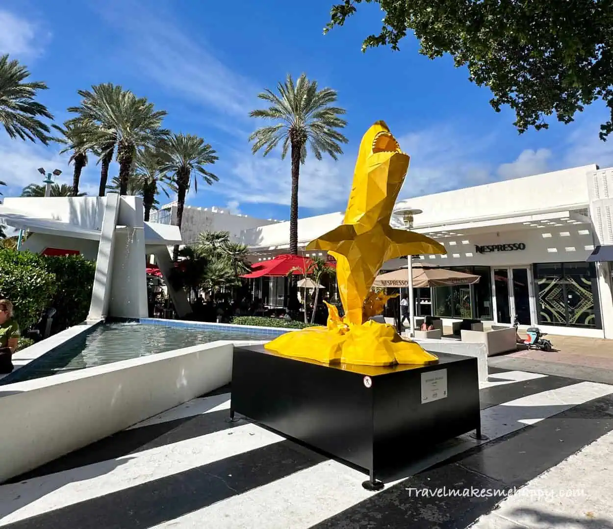 Lincoln Road Mall shark Sculpture what to do in south beach