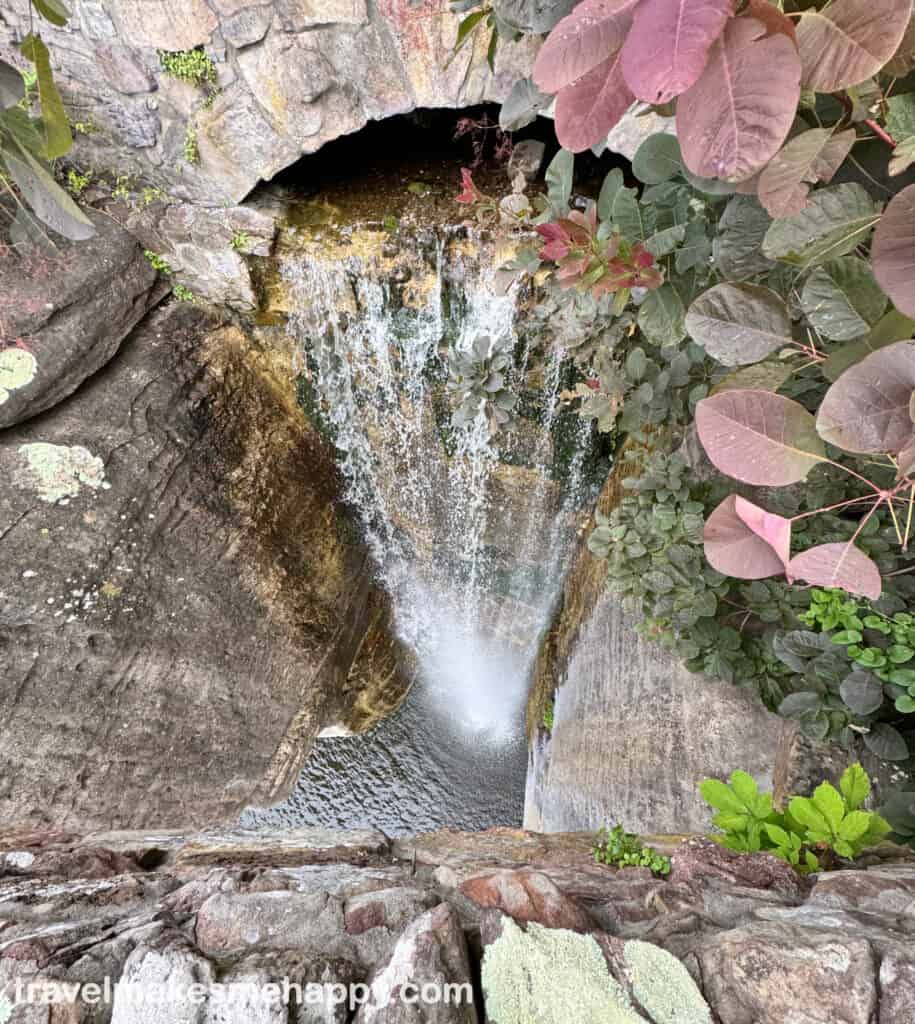 see rock city and gardens waterfall chattanooga trip guide
