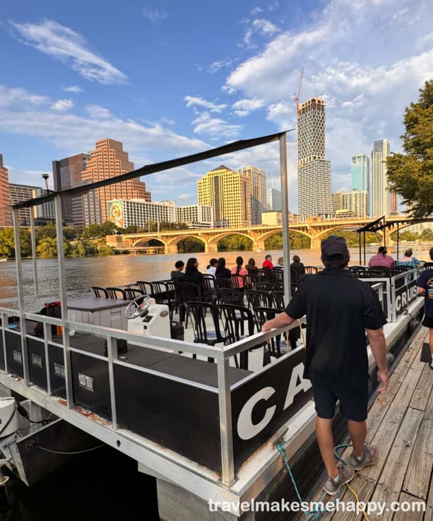 capital cruises boat tour of austin bats on lake at sunset