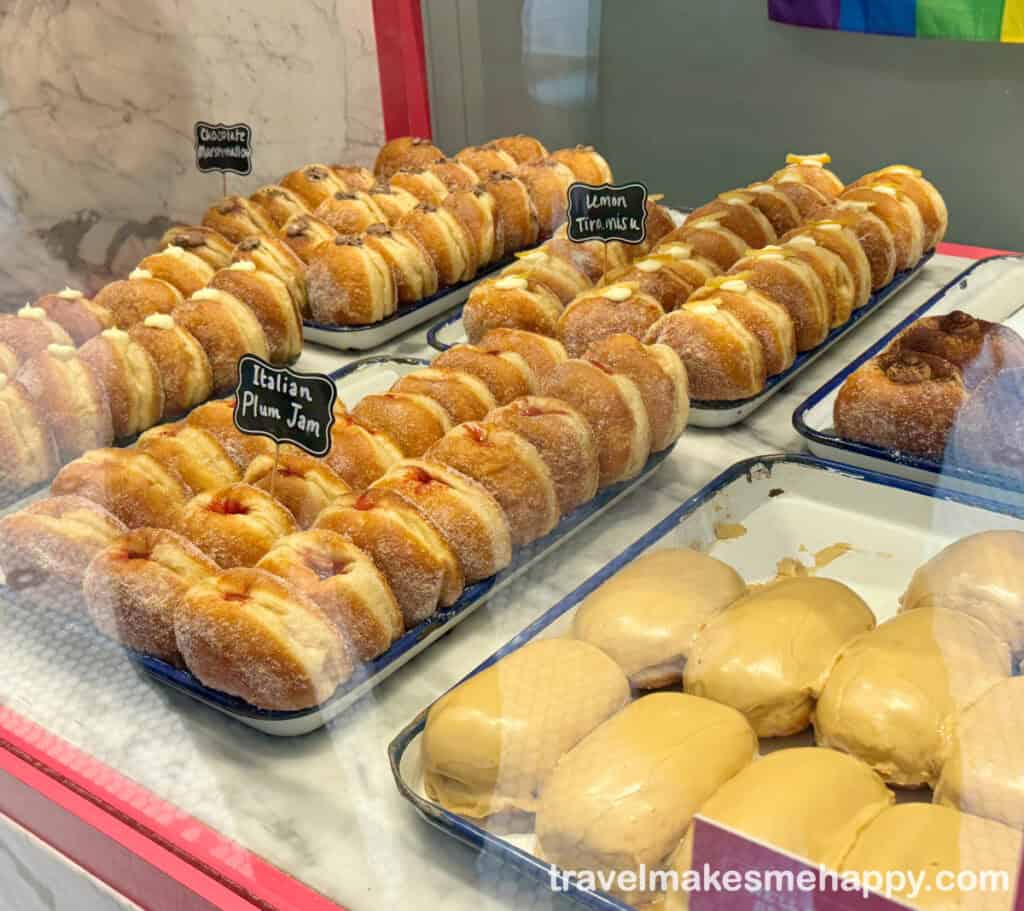 general porpoise coffee shop donuts seattle's best unique places to see
