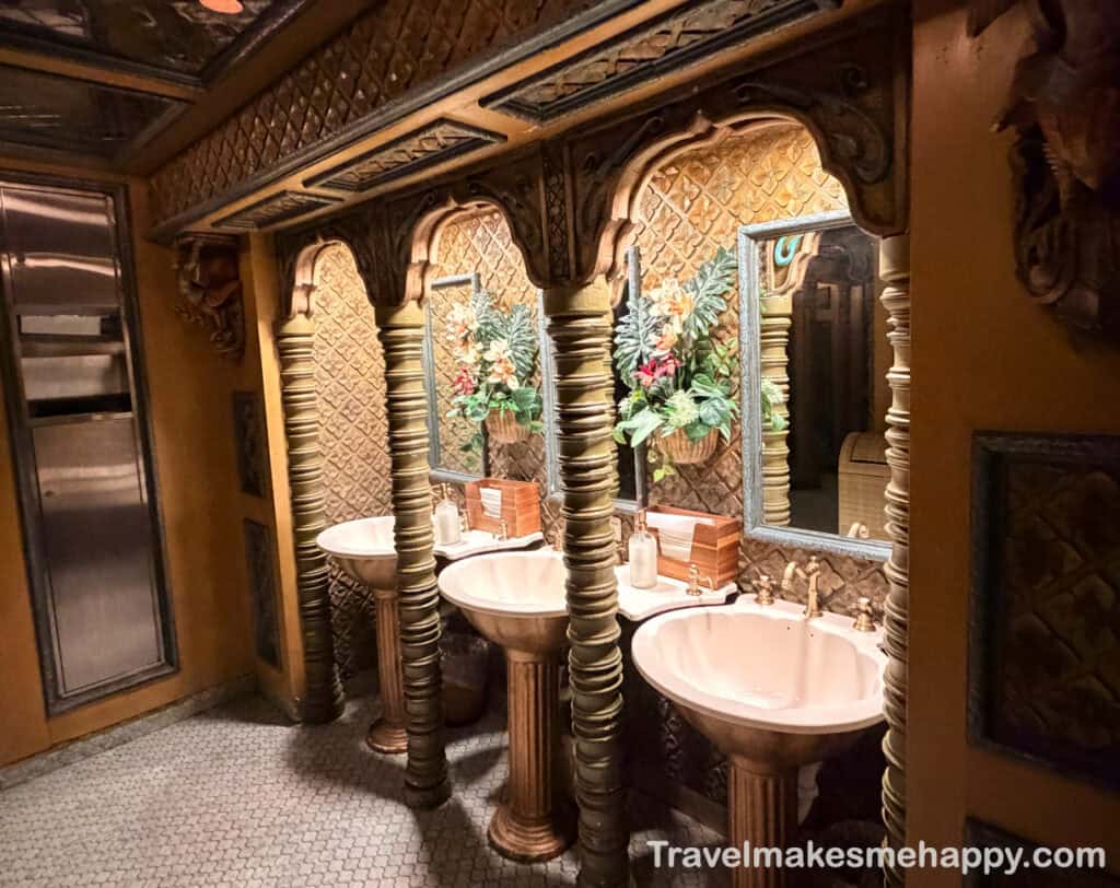 mai kai fort lauderdale women's bathroom tiki theme